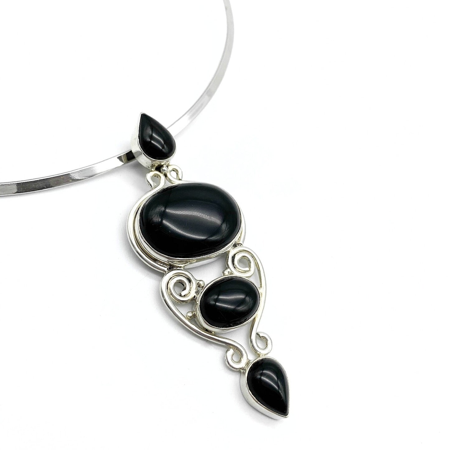 Hanger Onyx