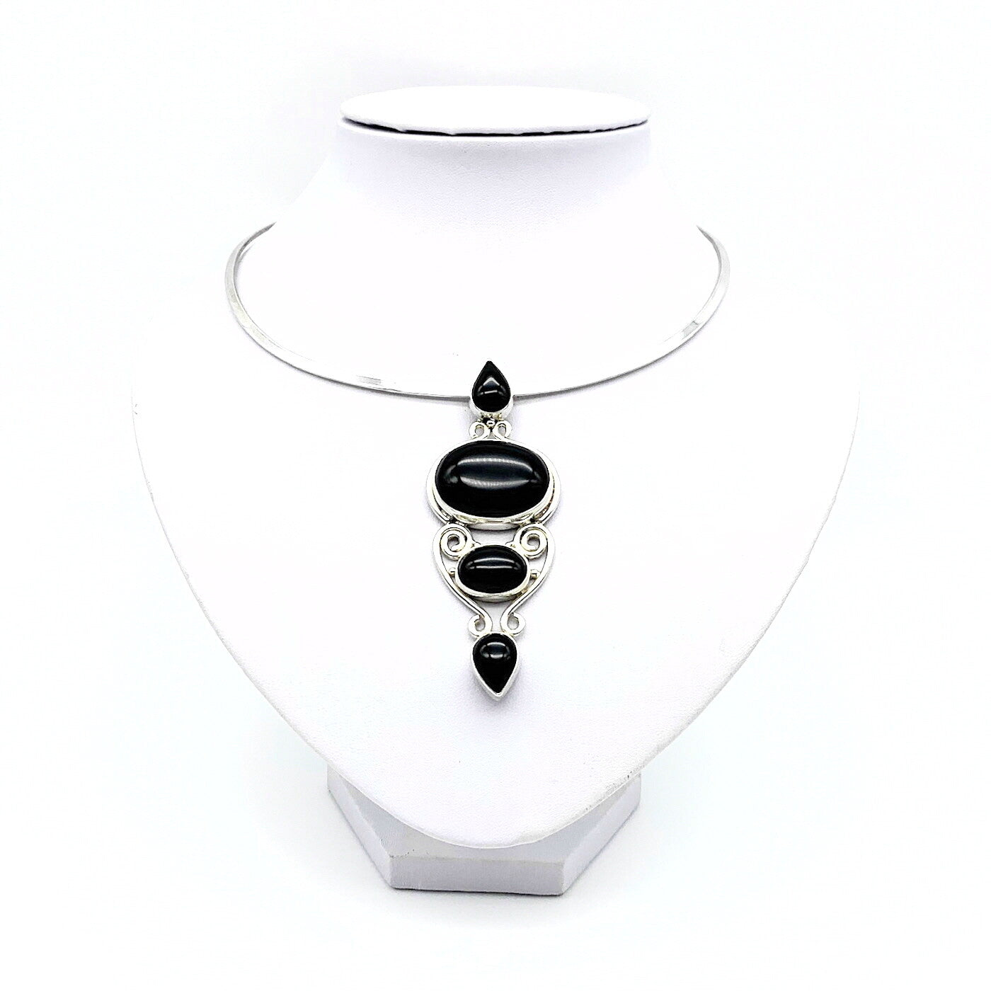 Hanger Onyx