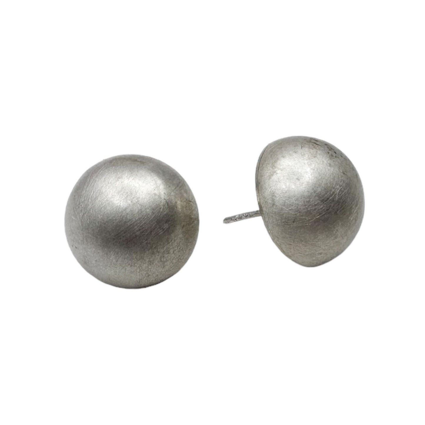 Oorstekers Geborsteld Zilver