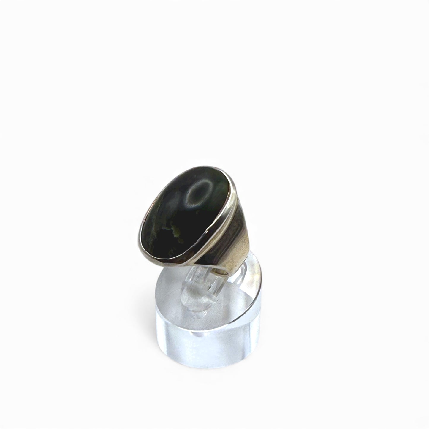 Ring Jade